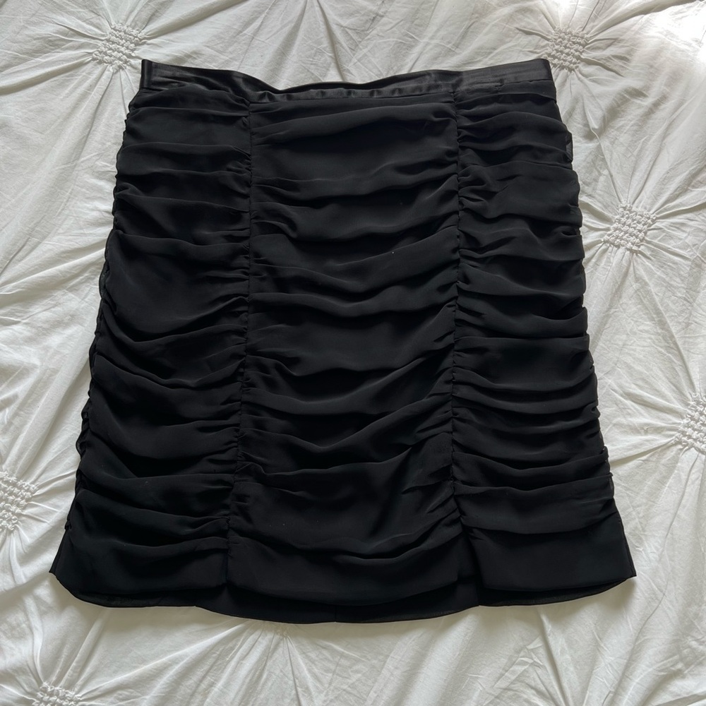 H&M Black Ruched Mini Skirt